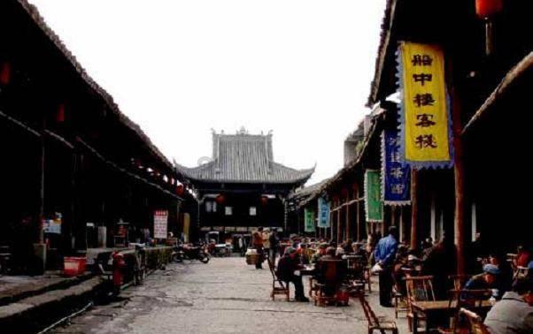 古代皇帝下江南船只是如何穿过黄河长江的？今天运河还能通航吗
